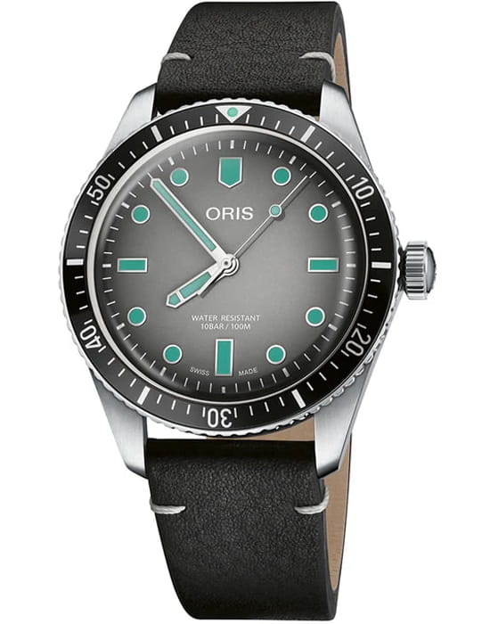 Oris Oris Divers Sixty‑Five 01 733 7707 4053-07 5 20 89  01 733 7707 4053-07 5 20 89 механические мужские часы серый циферблат, браслет кожаный — вид спереди